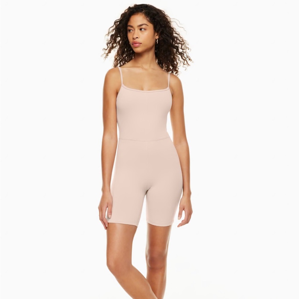 Wilfred Free Divinity 7" Romper (Light Yellow)